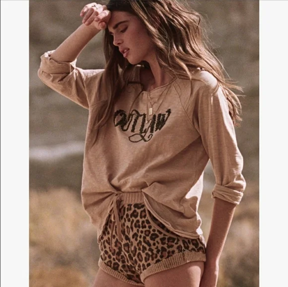 Outlaw Sloppy Joe Sweater Honey S Spell Designs Pullover Tee - Picture 9 of 16